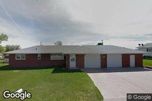 517 H St, Stapleton, NE 69163