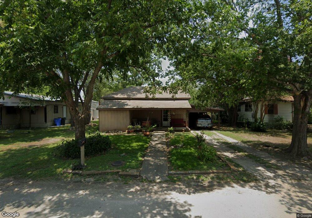 1505 N Heideke St, Seguin, TX 78155 - photo 1
