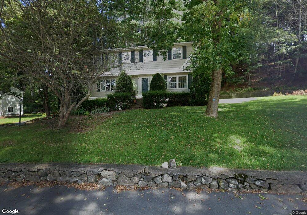 13 Belknap Rd, Medfield, MA 02052 - photo 1