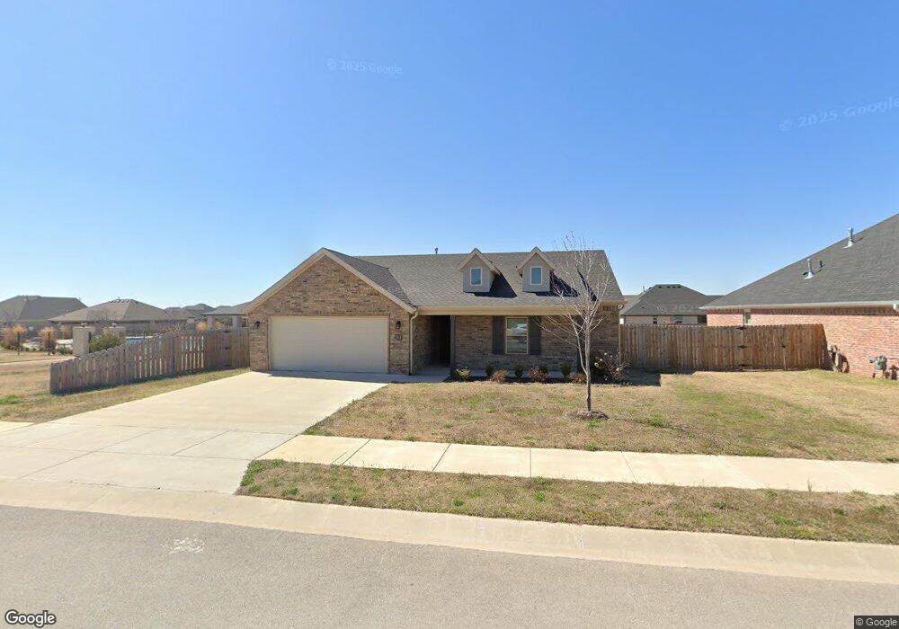 943 Maple View St, Tontitown, AR 72762 - photo 1