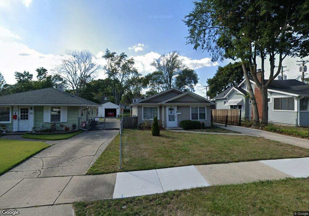 638 Judge Ave, Waukegan, IL 60085 - photo 1