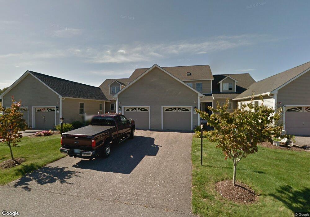 220 Belnap Dr unit A, Pembroke, NH 03275 - photo 1