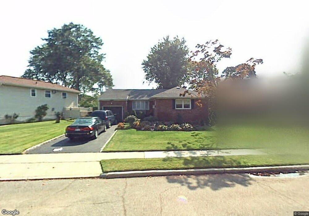 3876 Lawrence Rd, Seaford, NY 11783 - photo 1