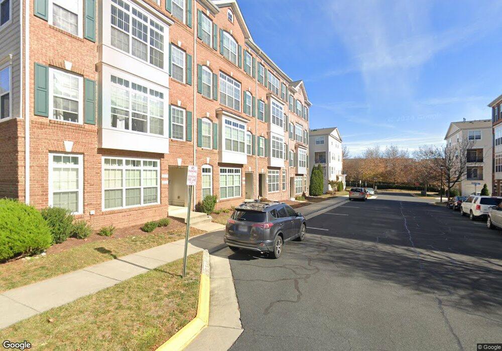 42682 Hollyhock Terrace unit 1211, Ashburn, VA 20148 - photo 1