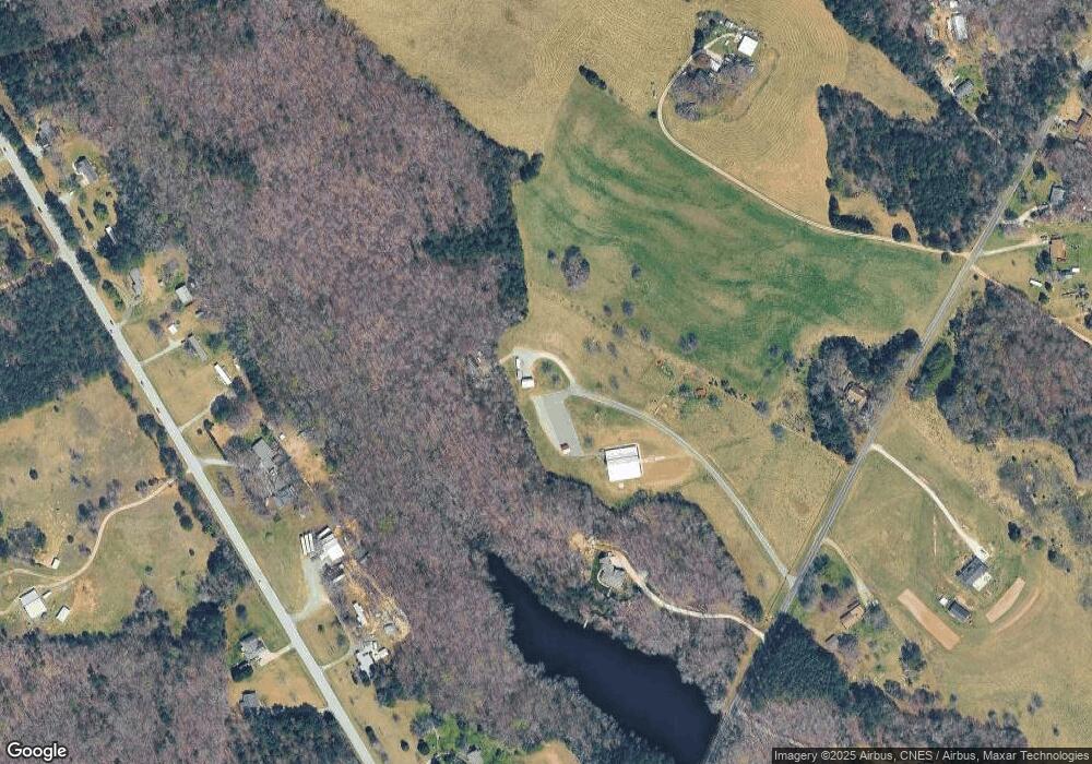 565 Whitworth Rd, Clover, SC 29710 - photo 1