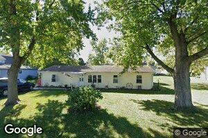 211 W Walnut St, Chalmers, IN 47929
