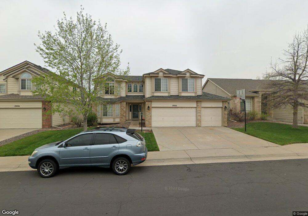 19066 E Berry Dr, Aurora, CO 80015 - photo 1