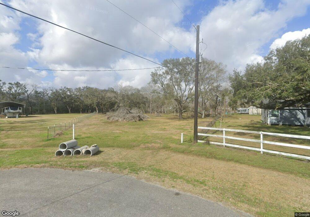 442 Susie Ct, Alvin, TX 77511 - photo 1