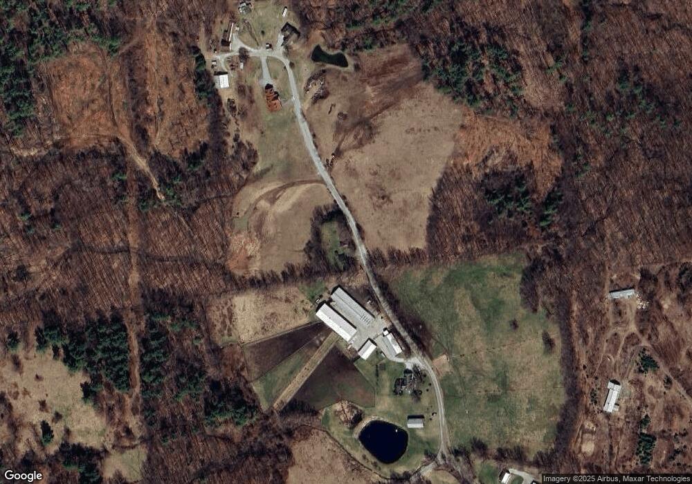 541 Hier Ln, West Rutland, VT 05777 - photo 1