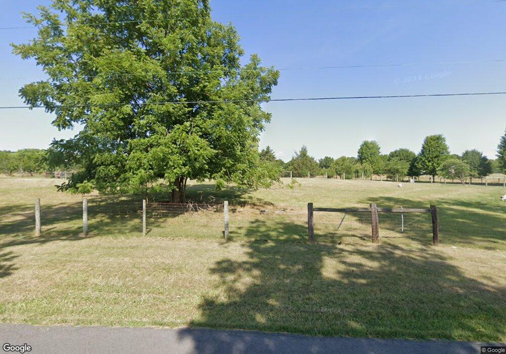 461 Box Factory Rd, Summit Point, WV 25446 - photo 1