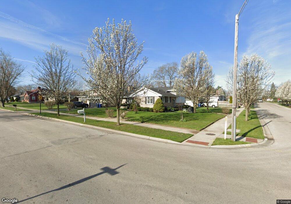 432 N Metropolitan Ave, Waukegan, IL 60085 - photo 1