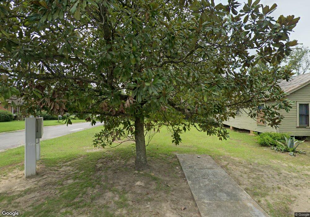 203 7th St NW, Moultrie, GA 31768 - photo 1