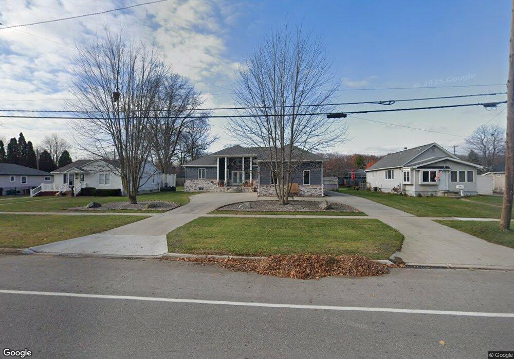 3329 10th Ave, Port Huron, MI 48060 - photo 1