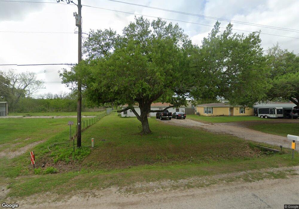 600 Avenue F N, Bay City, TX 77414 - photo 1