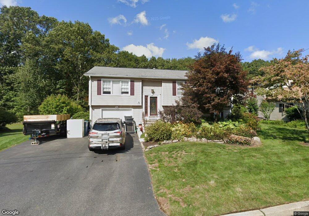 116 Elton Cir, Cranston, RI 02921 - photo 1