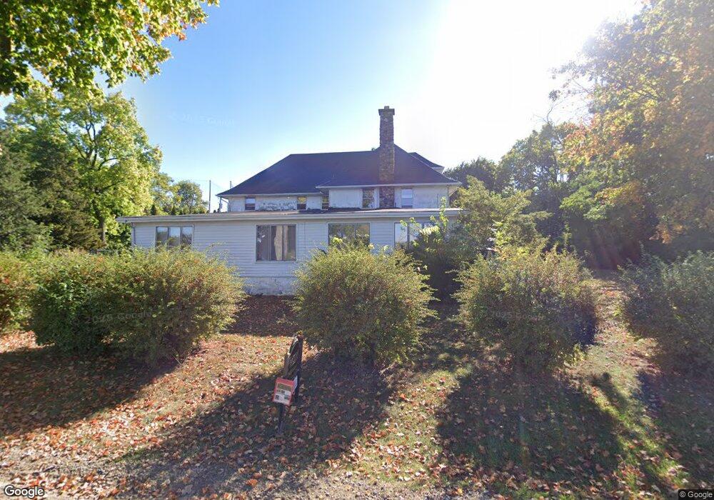 2171 Klingensmith Rd, Bloomfield Hills, MI 48302 - photo 1