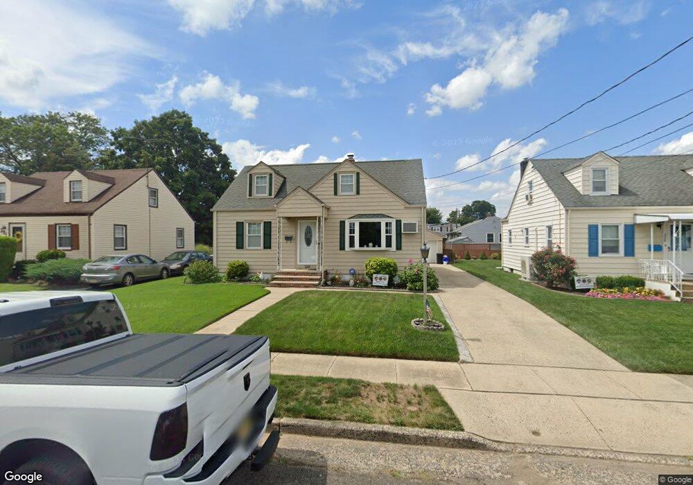 225 N 9th Ave, Manville, NJ 08835 - photo 1
