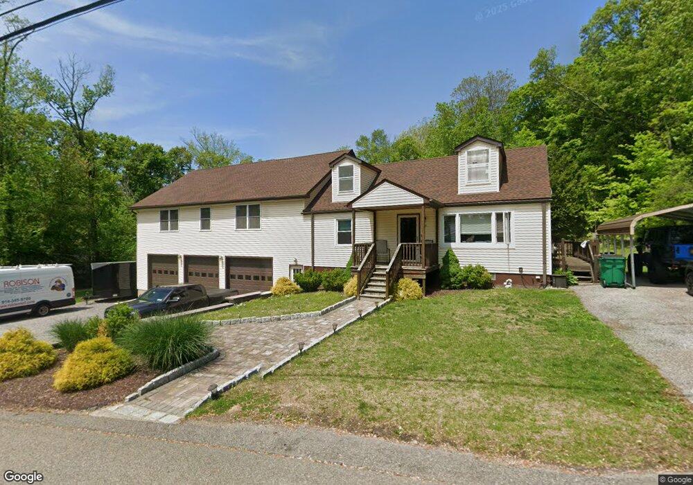 10 Card Rd, Wappingers Falls, NY 12590 - photo 1