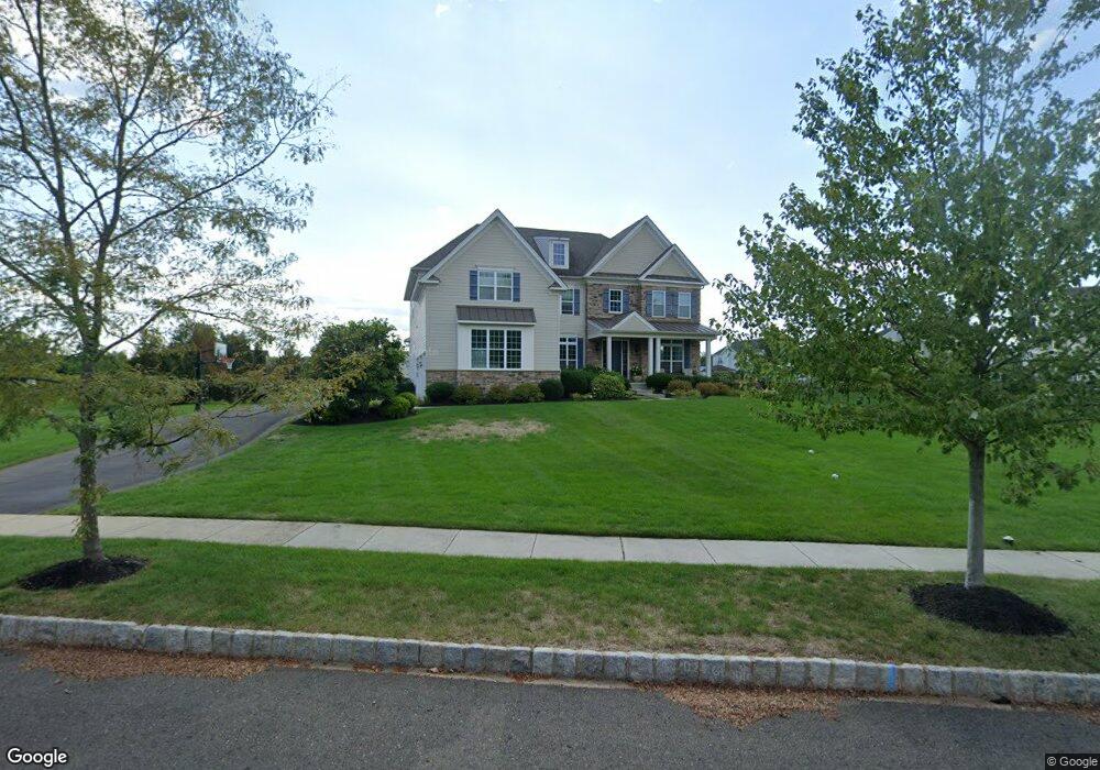 818 Green Meadow Dr, Furlong, PA 18925 - photo 1