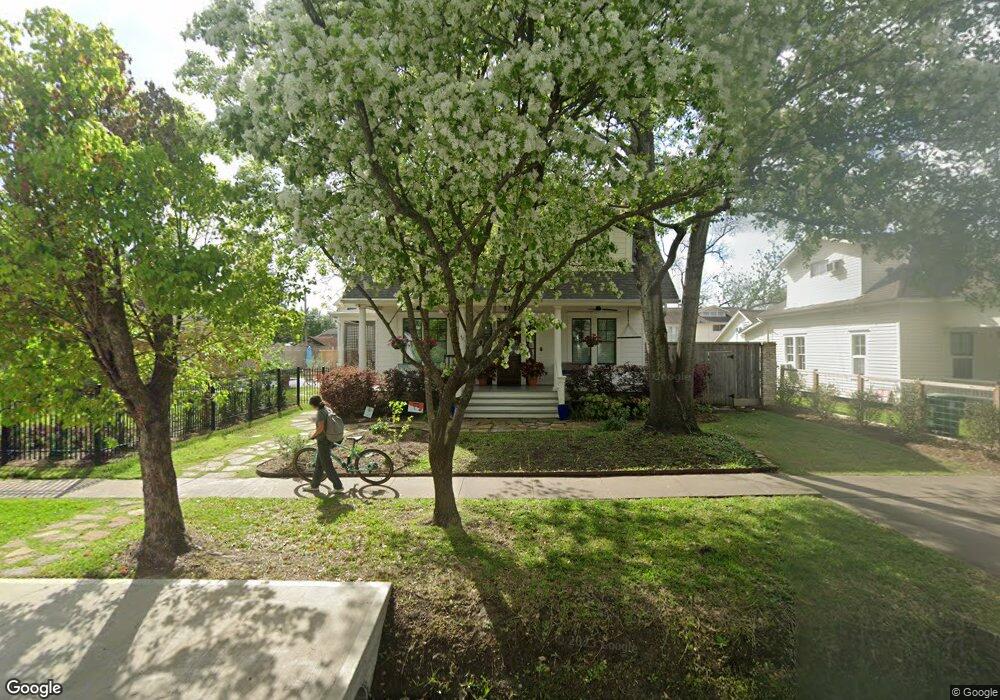 835 Columbia St, Houston, TX 77007 - photo 1