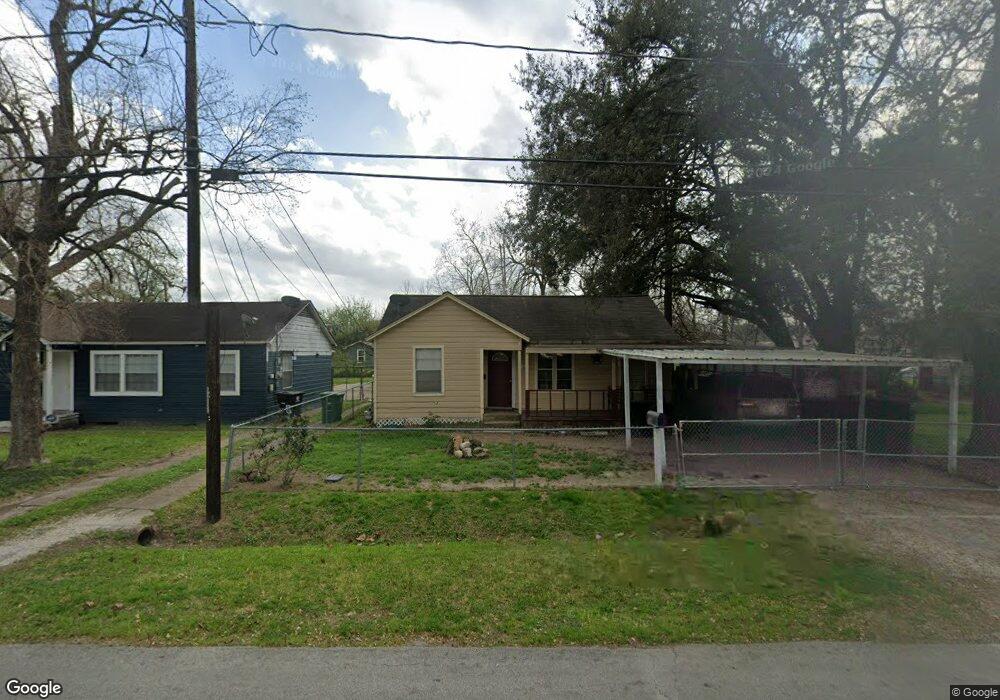 66 De Boll St, Houston, TX 77022 - photo 1