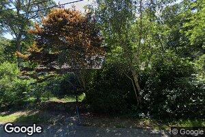 89 F r Lillie Rd, Woods Hole, MA 02543