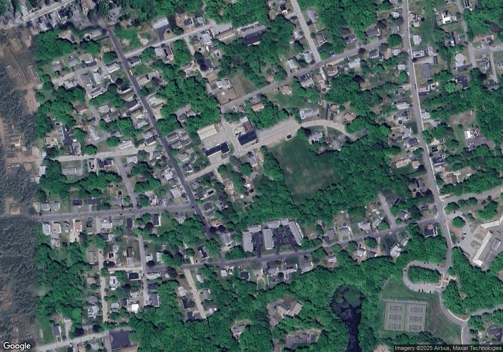 7 George St unit F, Webster, MA 01570 - photo 1