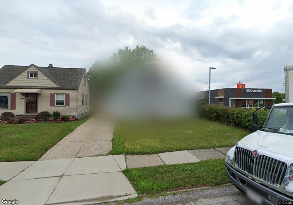 21601 Franklin Rd, Maple Heights, OH 44137 - photo 1