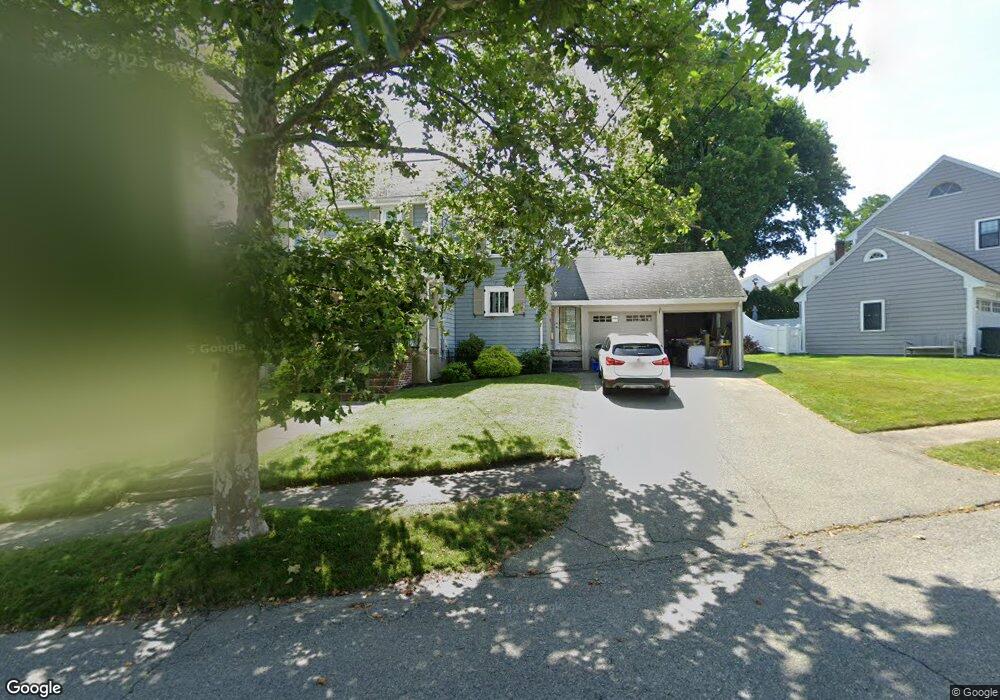 6 Sheridan Dr, Milton, MA 02186 - photo 1