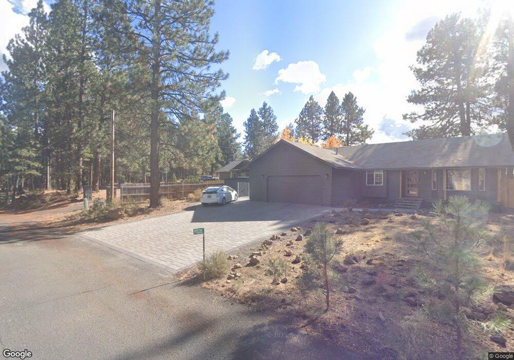 19359 Mohawk Rd, Bend, OR 97702 - photo 1