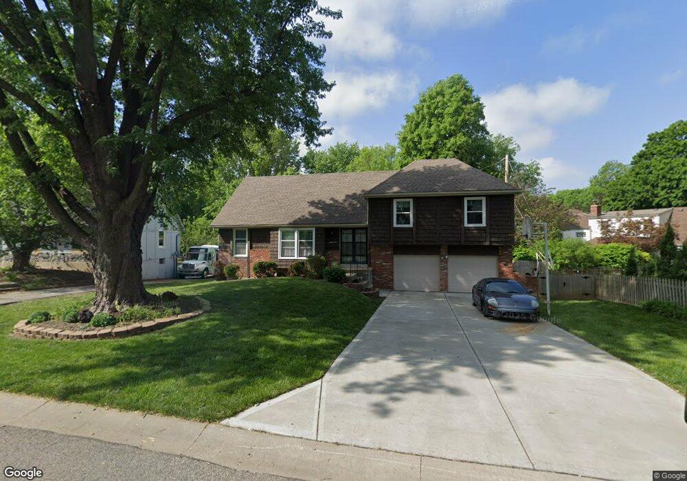 12413 W 100th Place, Lenexa, KS 66215 - photo 1