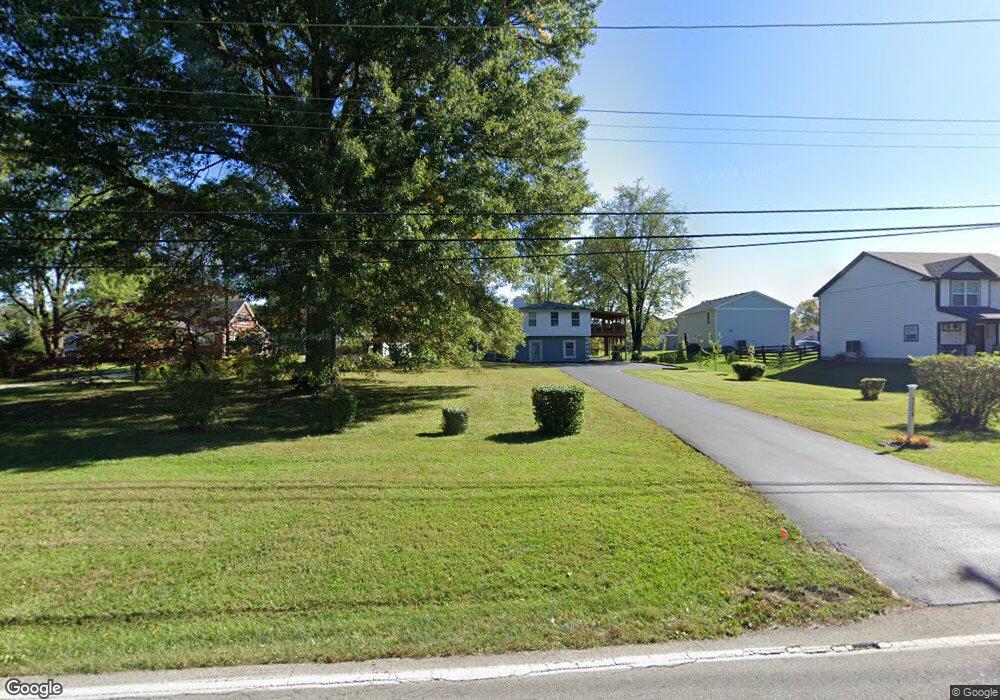 5708 E Manslick Rd, Louisville, KY 40219 - photo 1