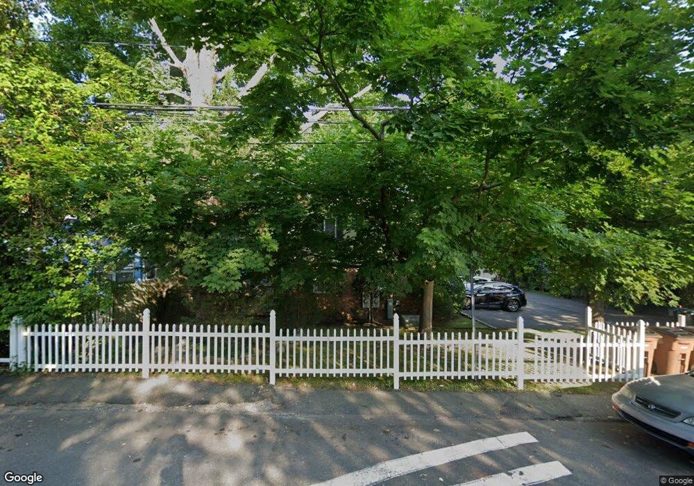 202 Highview Ave unit 4, Stamford, CT 06907 - photo 1