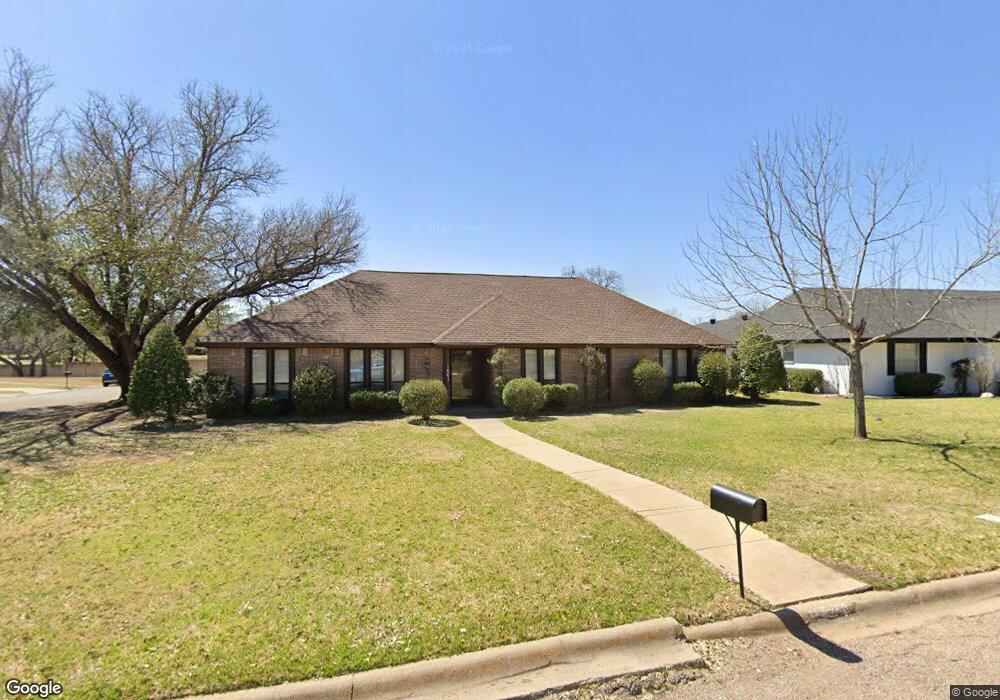 1001 Hilandale Ct, Cleburne, TX 76033 - photo 1