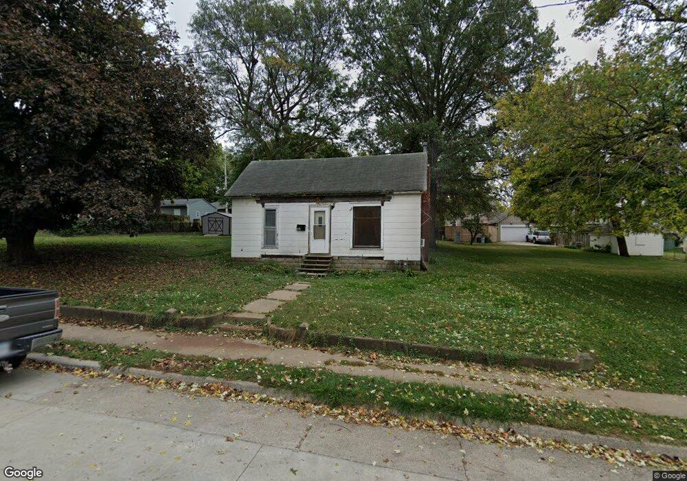 204 W Sheridan Ave, Shenandoah, IA 51601 - photo 1