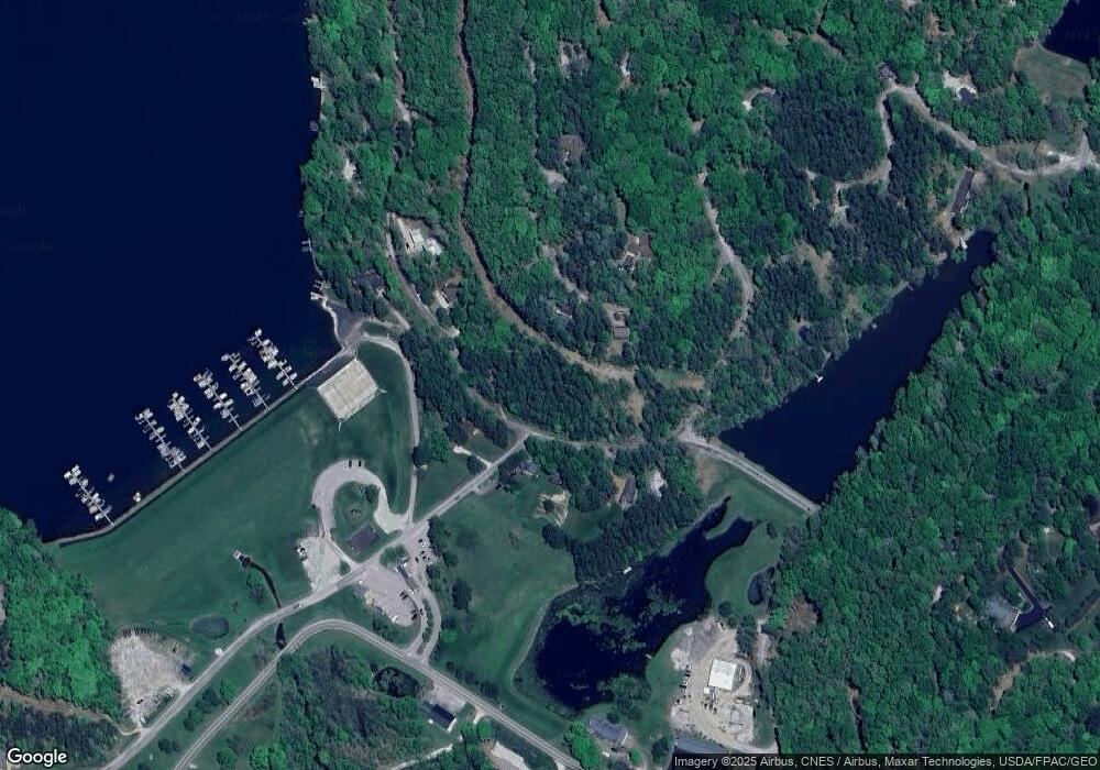 714 Natchez Ln, Sugar Grove, OH 43155 - photo 1