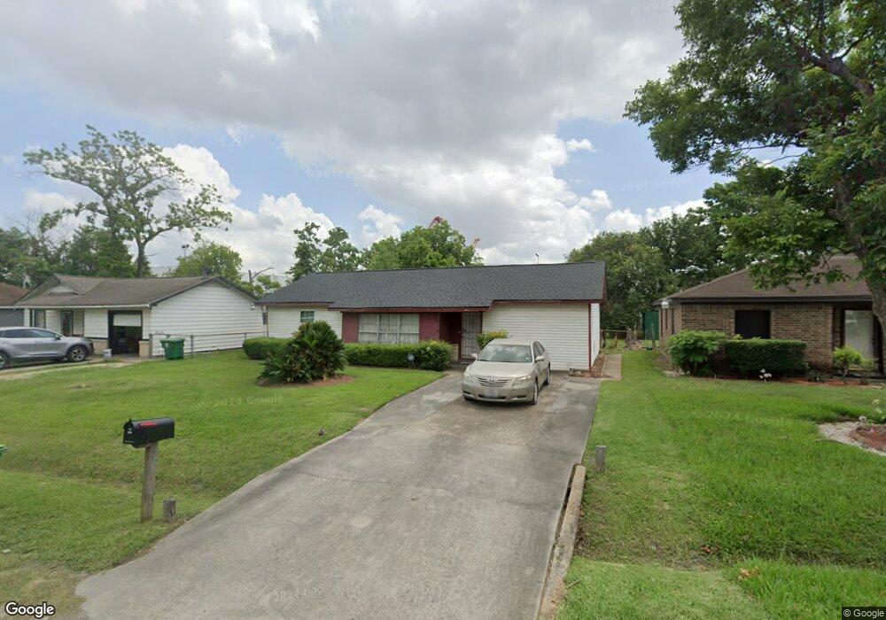 7010 Peyton St, Houston, TX 77028 - photo 1