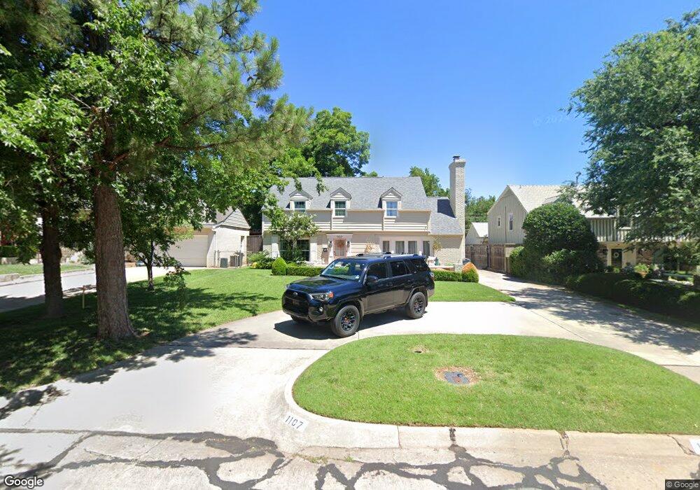 1107 Tedford Way, Nichols Hills, OK 73116 - photo 1