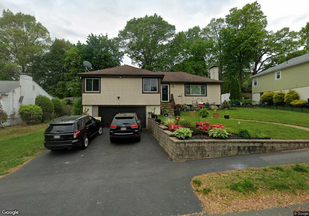 15 Sumner St, Milton, MA 02186 - photo 1