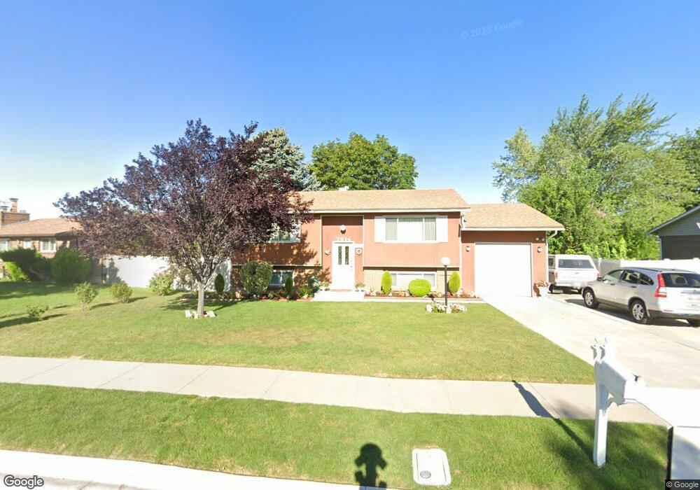 7614 Casa Morena Cir, Midvale, UT 84047 - photo 1