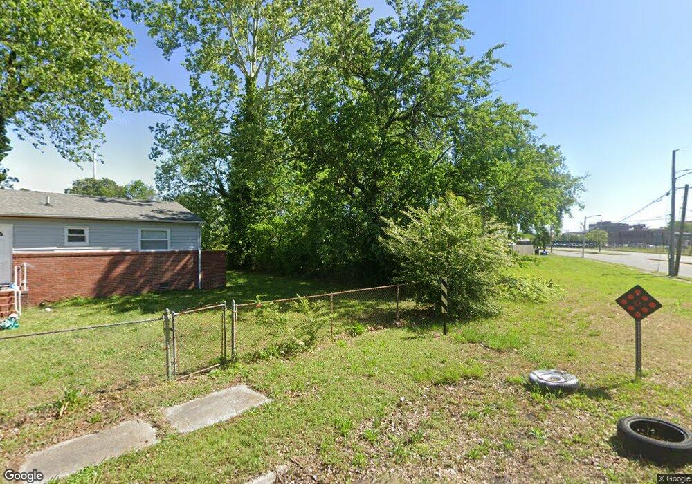 908 Wilcox Ave, Portsmouth, VA 23704 - photo 1