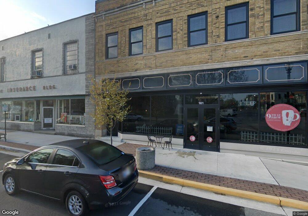 101 E 9th St, Auburn, IN 46706 - photo 1