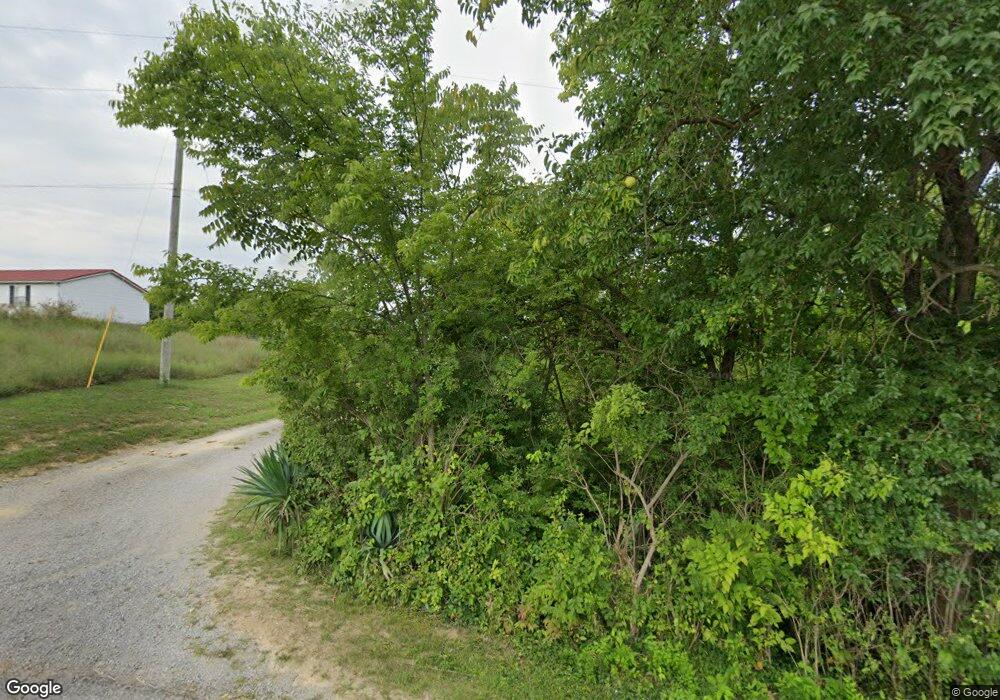 405 Catlett Rd, Harrodsburg, KY 40330 - photo 1