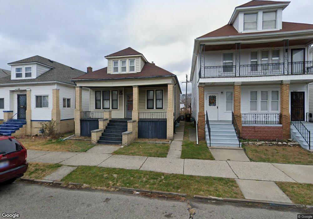 5015 Talbot St, HamtraMcK, MI 48212 - photo 1