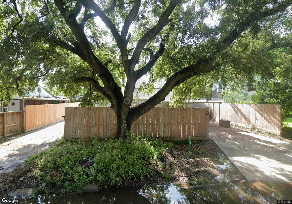 3034 Roe Dr, Houston, TX 77087 - photo 1