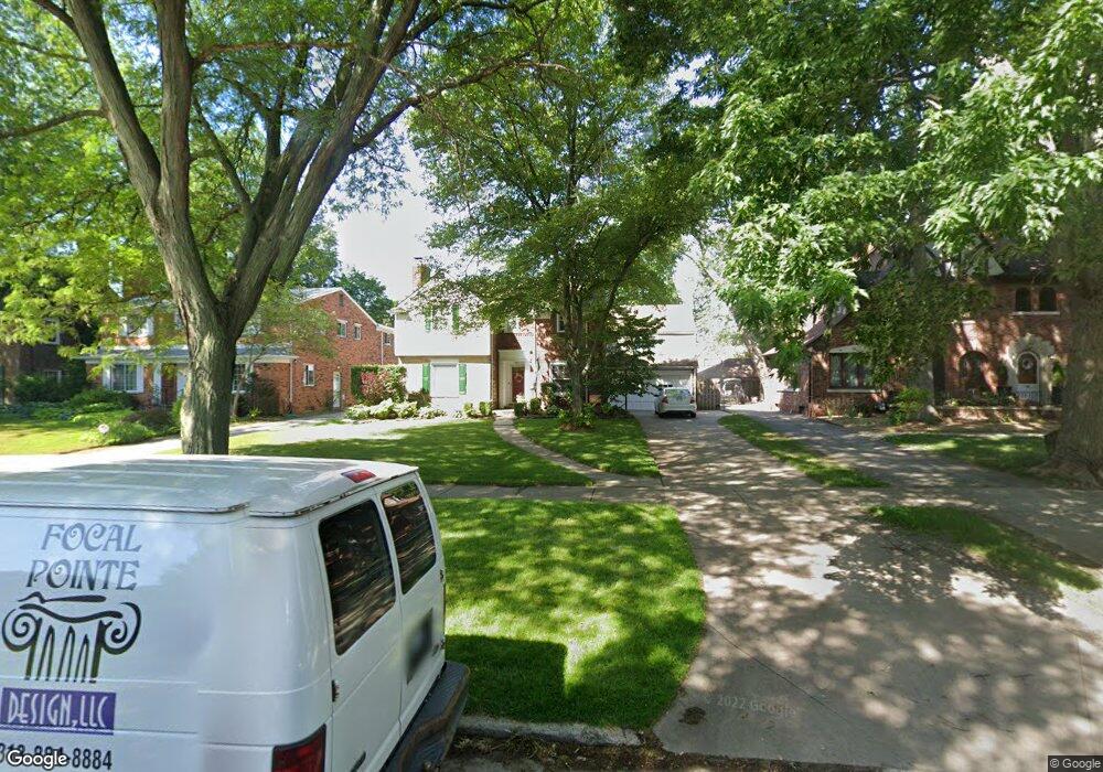 1227 Yorkshire Rd, Grosse Pointe Park, MI 48230 - photo 1