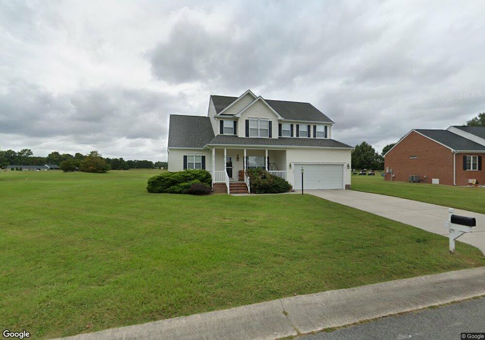 138 Hobbs Hole Ln, Tappahannock, VA 22560 - photo 1