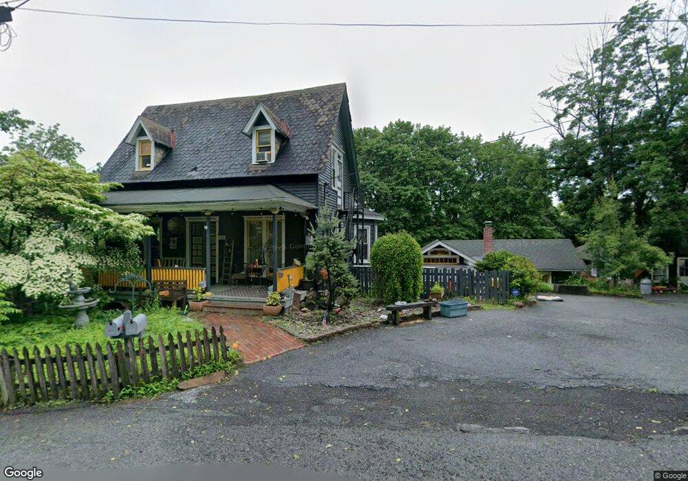 105 Hill St unit 111, Slatington, PA 18080 - photo 1