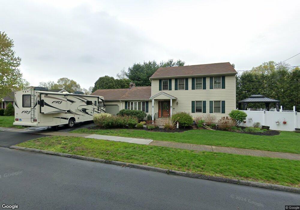 65 Sheffield Cir, Stratford, CT 06614 - photo 1