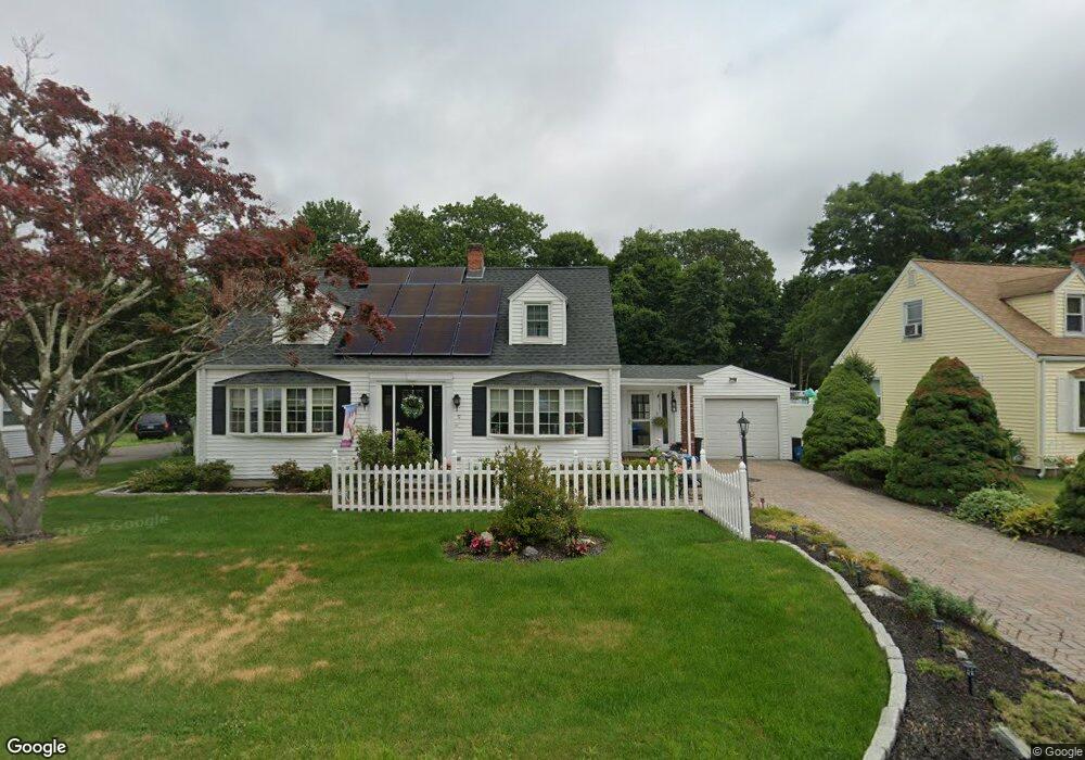 9 Maplevale Rd, East Haven, CT 06512 - photo 1